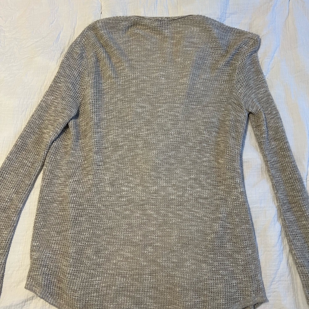 Express Sweater - Picture 4 of 4